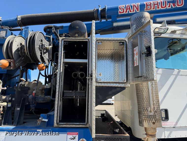 image for item YA4794 2017 Peterbilt 348 sewer jetter truck