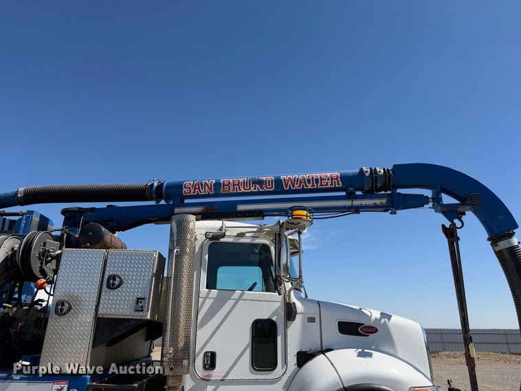 image for item YA4794 2017 Peterbilt 348 sewer jetter truck