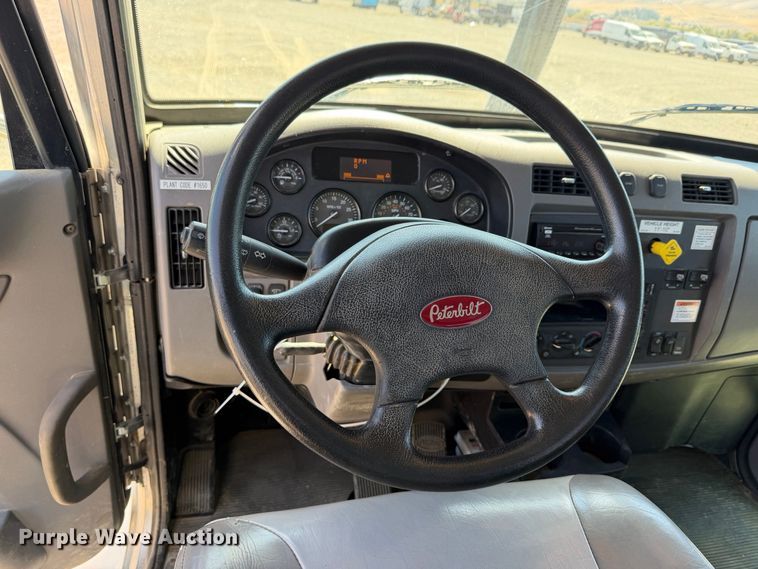 image for item YA4794 2017 Peterbilt 348 sewer jetter truck