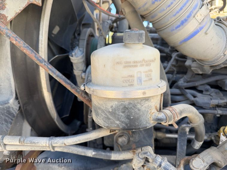 image for item YA4794 2017 Peterbilt 348 sewer jetter truck