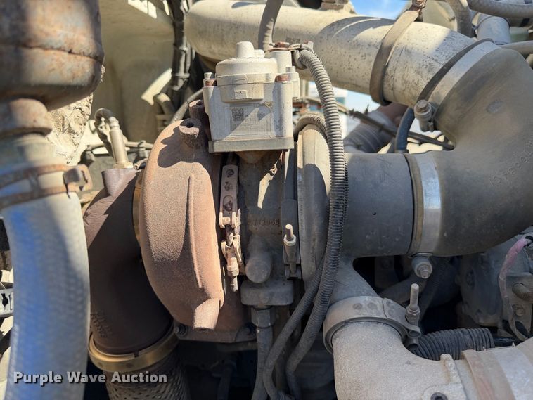 image for item YA4794 2017 Peterbilt 348 sewer jetter truck