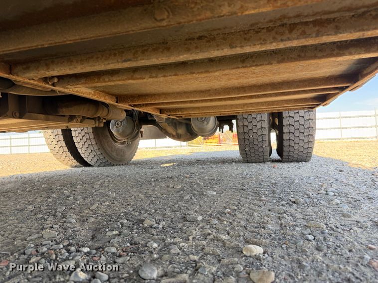 image for item YA4794 2017 Peterbilt 348 sewer jetter truck