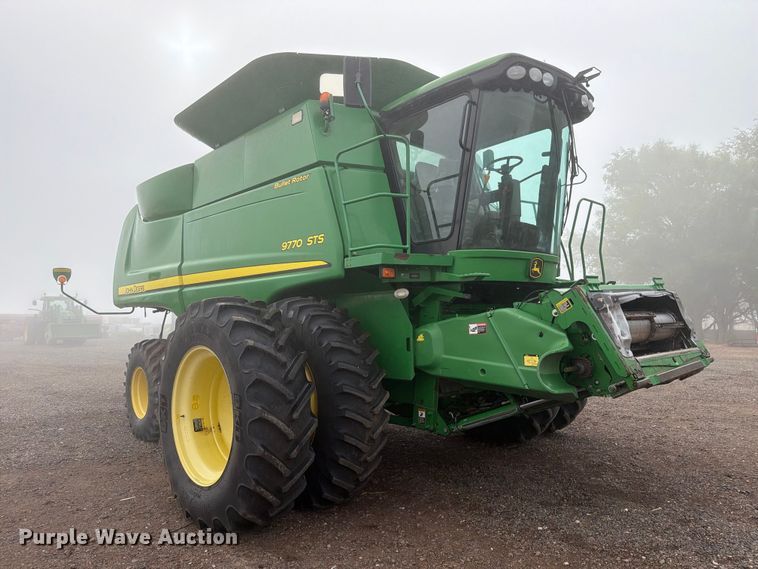 image for item DV8675 2011 John Deere 9770 STS combine