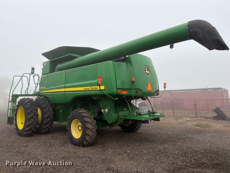 image for item DV8675 2011 John Deere 9770 STS combine