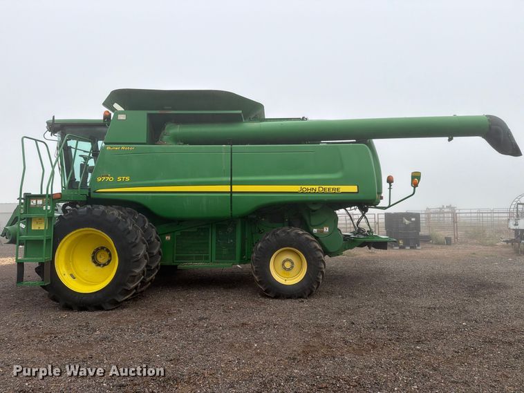 image for item DV8675 2011 John Deere 9770 STS combine