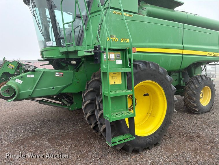 image for item DV8675 2011 John Deere 9770 STS combine