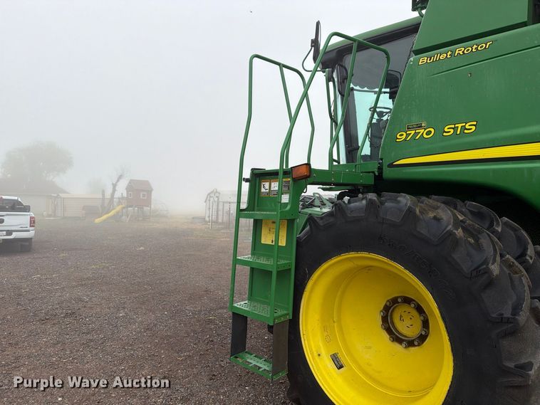 image for item DV8675 2011 John Deere 9770 STS combine