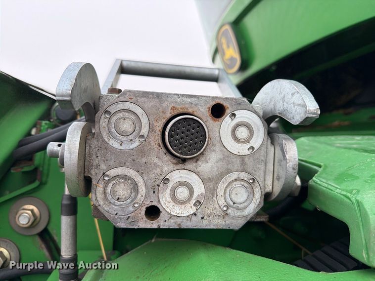 image for item DV8675 2011 John Deere 9770 STS combine