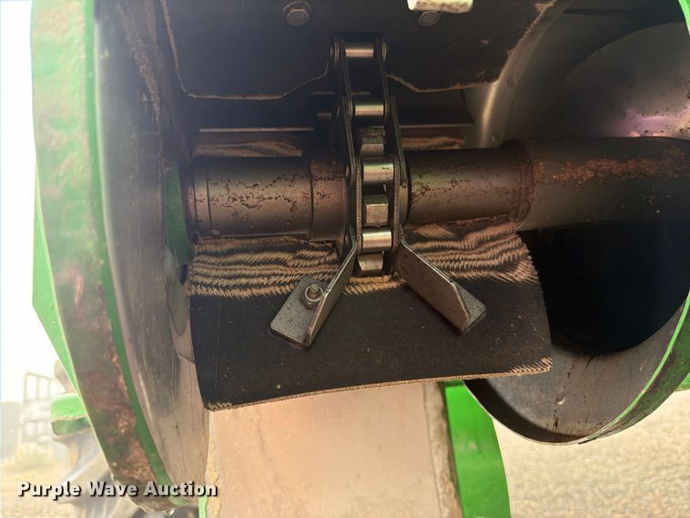 image for item DV8675 2011 John Deere 9770 STS combine