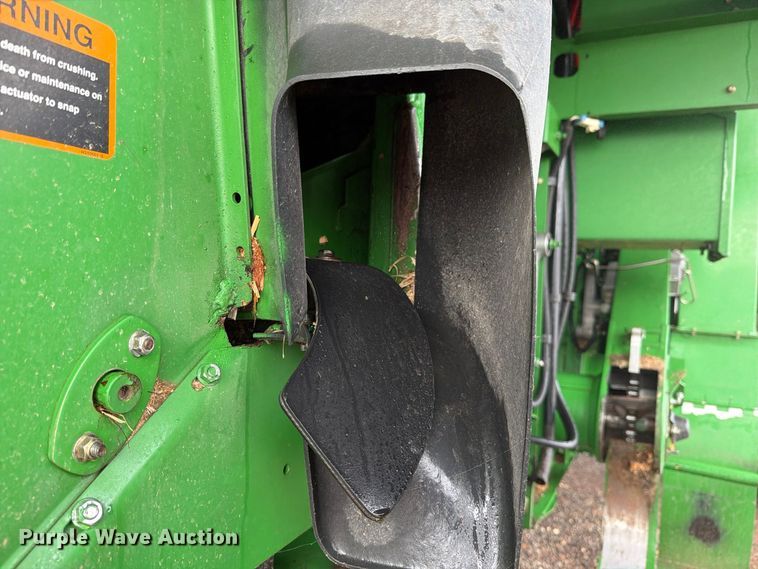 image for item DV8675 2011 John Deere 9770 STS combine