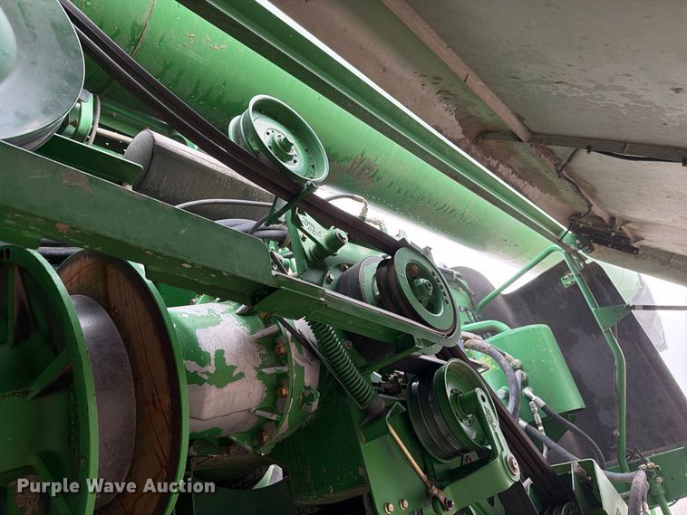 image for item DV8675 2011 John Deere 9770 STS combine