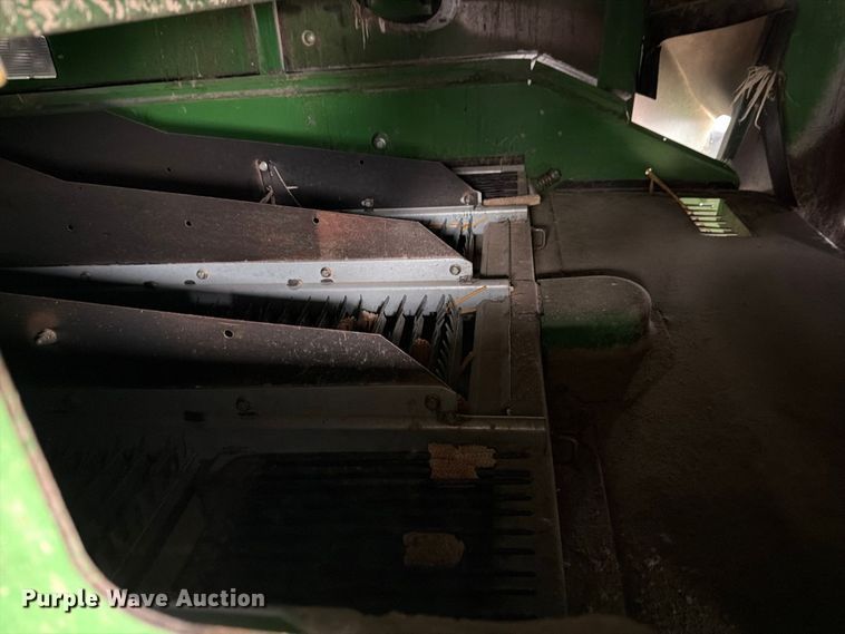 image for item DV8675 2011 John Deere 9770 STS combine