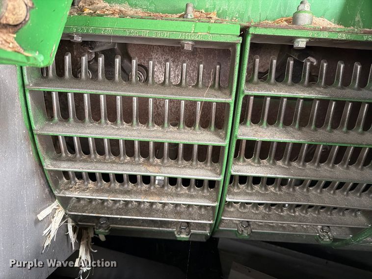 image for item DV8675 2011 John Deere 9770 STS combine