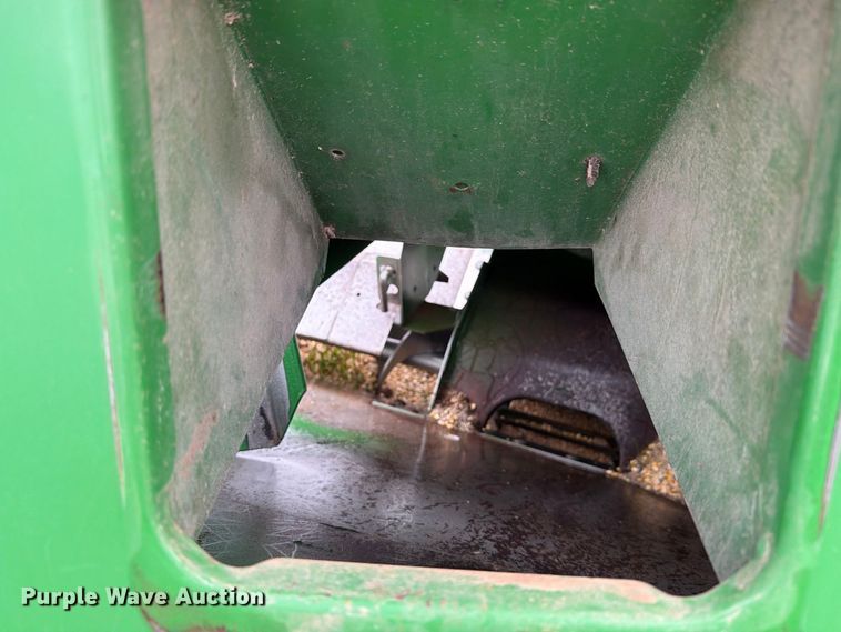 image for item DV8675 2011 John Deere 9770 STS combine