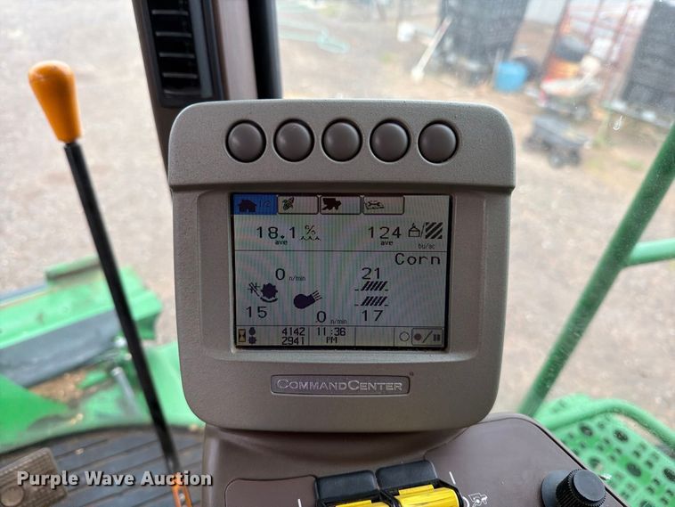 image for item DV8675 2011 John Deere 9770 STS combine