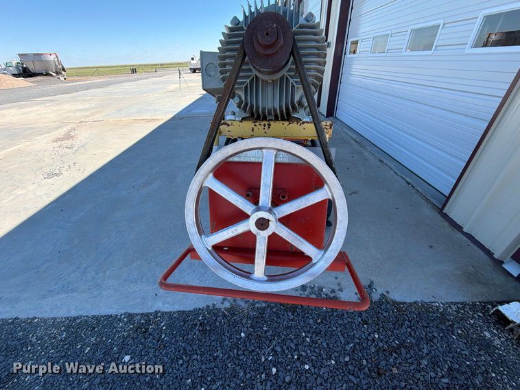 image for item DV8718 Westfield auger