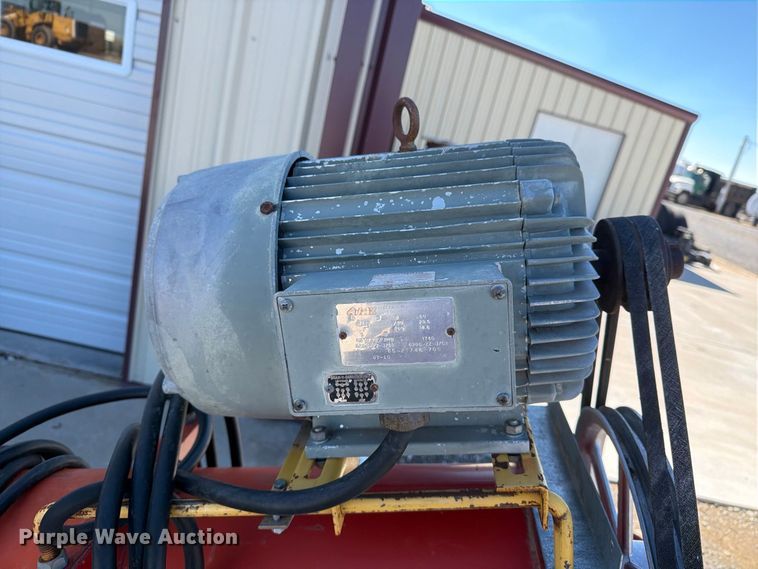 image for item DV8718 Westfield auger