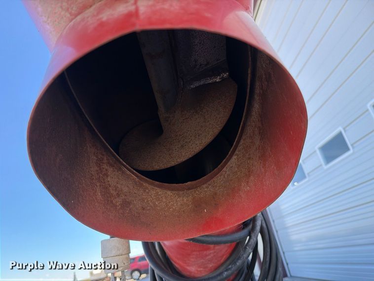 image for item DV8718 Westfield auger