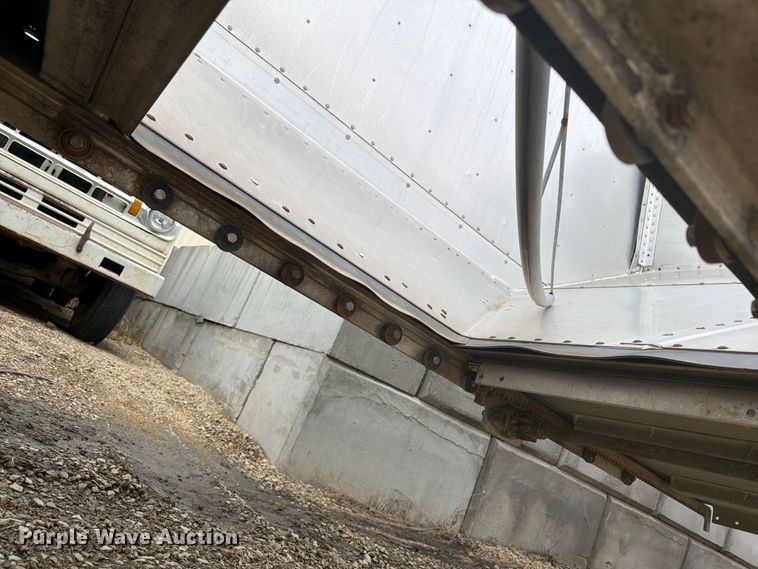 image for item DY3458 2020 Timpte grain trailer
