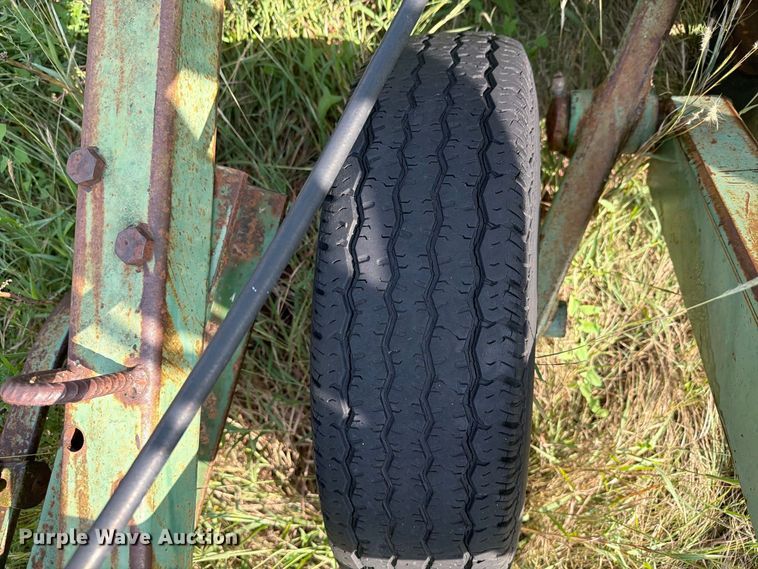 image for item EG6370 John Deere 1000 field cultivator