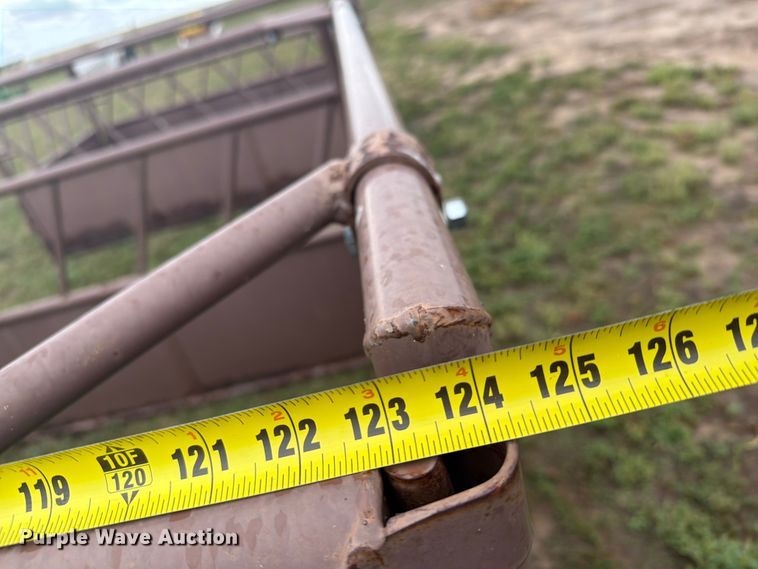 image for item EI7712 Hay bale feeder