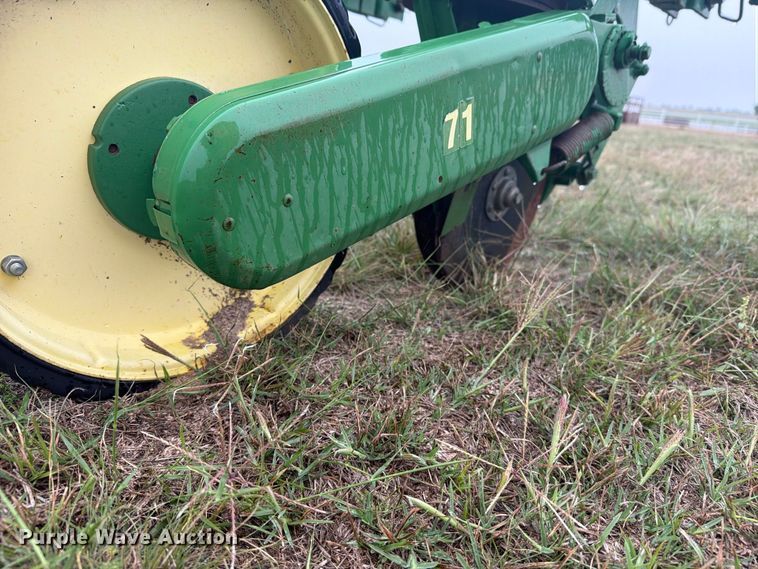 image for item EI7717 John Deere planter