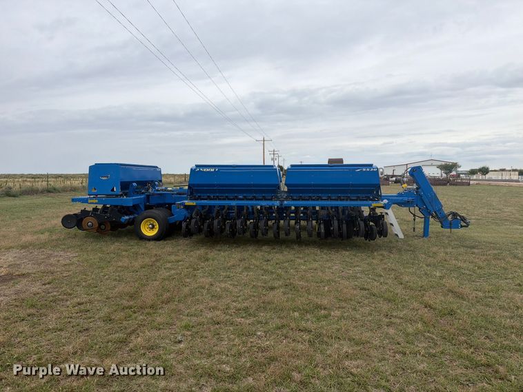 image for item EI7722 Landoll 5530-40x10 no-till grain drill