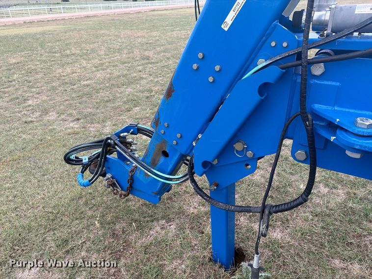 image for item EI7722 Landoll 5530-40x10 no-till grain drill