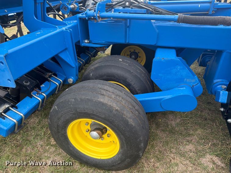 image for item EI7722 Landoll 5530-40x10 no-till grain drill
