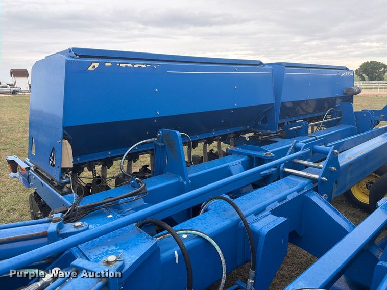 image for item EI7722 Landoll 5530-40x10 no-till grain drill