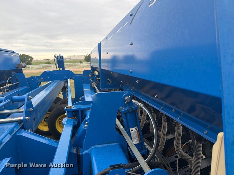 image for item EI7722 Landoll 5530-40x10 no-till grain drill