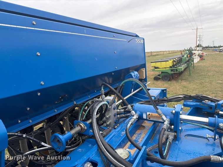 image for item EI7722 Landoll 5530-40x10 no-till grain drill