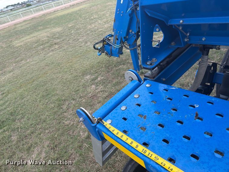 image for item EI7722 Landoll 5530-40x10 no-till grain drill