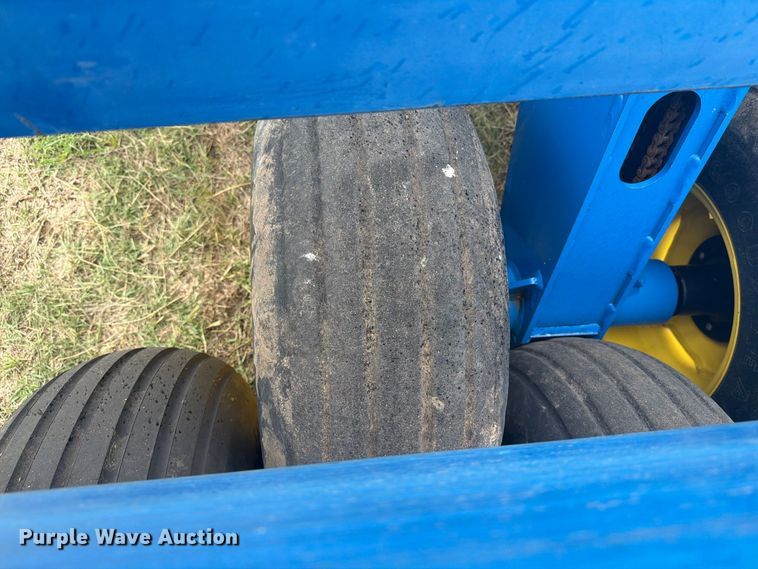 image for item EI7722 Landoll 5530-40x10 no-till grain drill