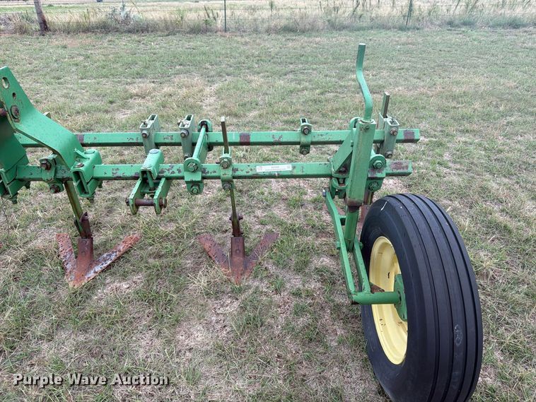 image for item EI7725 Field culitvator