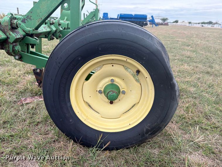 image for item EI7725 Field culitvator