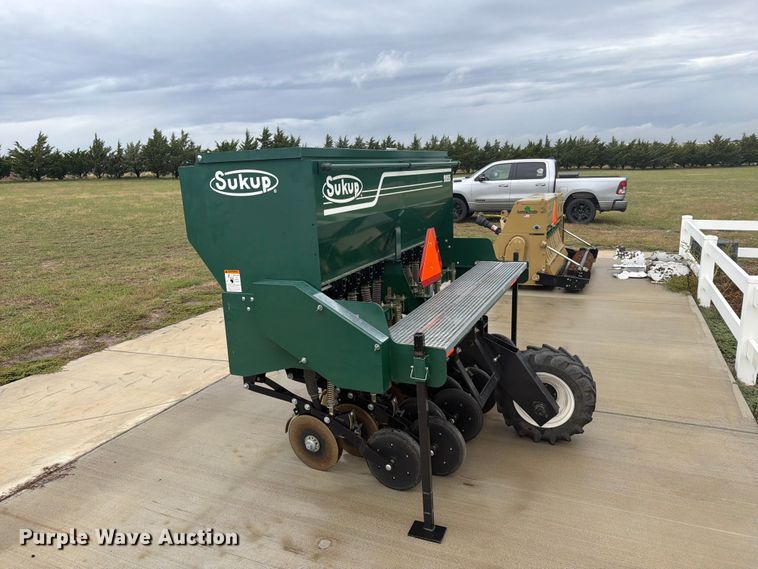 image for item EI7731 Sukup 2055 grain drill