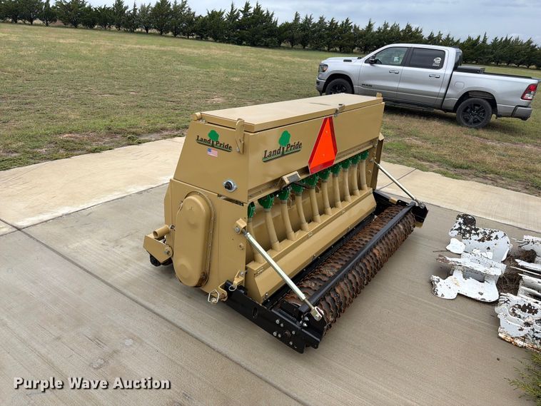 image for item EI7732 Land Pride OS1572 seeder