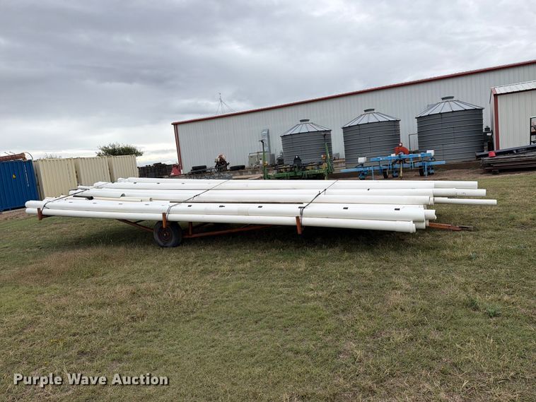 image for item EI7736 Approximately 51 pieces of irrigation pipe