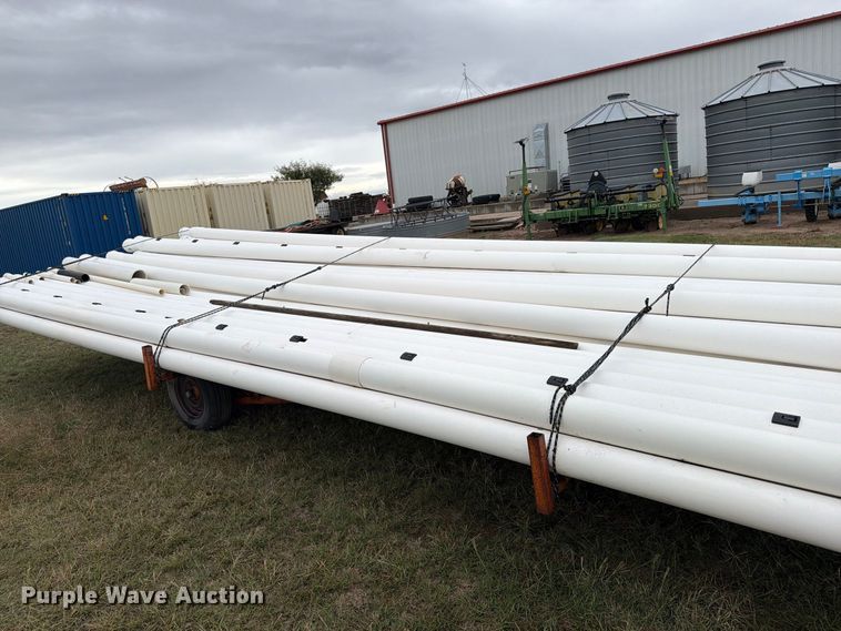 image for item EI7736 Approximately 51 pieces of irrigation pipe