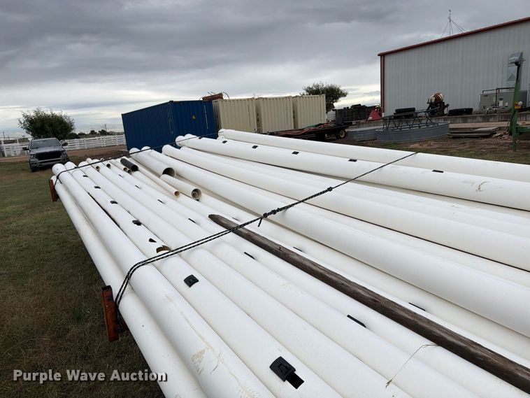 image for item EI7736 Approximately 51 pieces of irrigation pipe