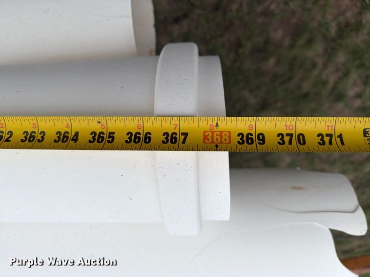 image for item EI7736 Approximately 51 pieces of irrigation pipe
