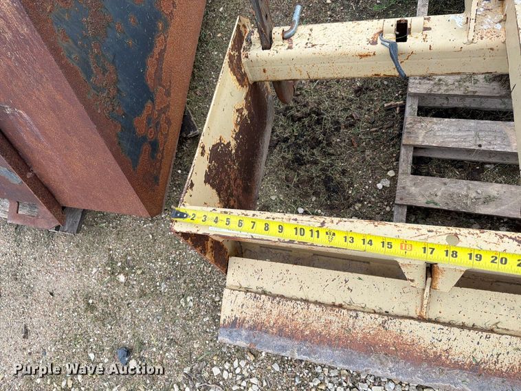 image for item EI7745 Land Pride BB2572 box blade
