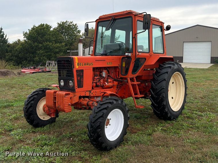 1989 Belarus 822 MFWD tractor