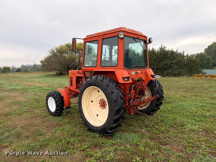 image for item EI7752 1989 Belarus 822 MFWD tractor