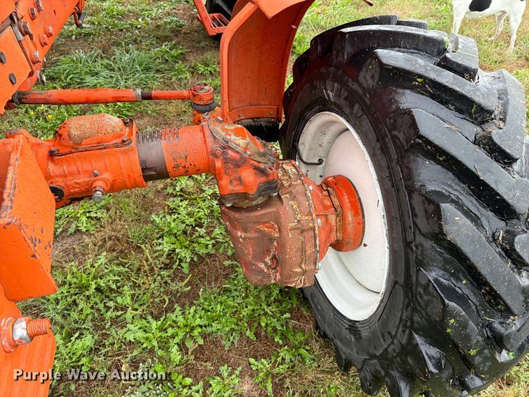 image for item EI7752 1989 Belarus 822 MFWD tractor