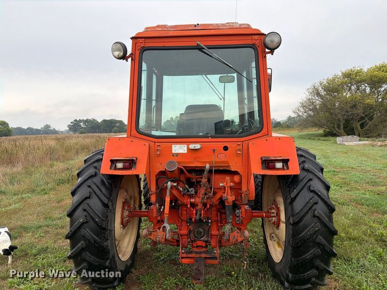 image for item EI7752 1989 Belarus 822 MFWD tractor