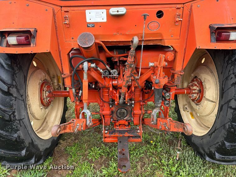 image for item EI7752 1989 Belarus 822 MFWD tractor