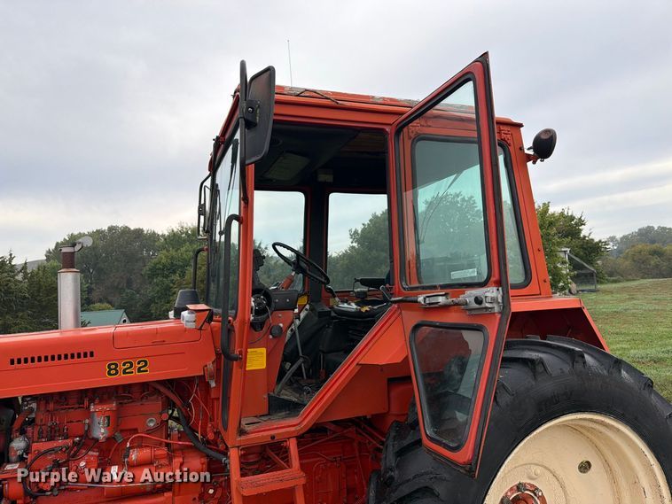 image for item EI7752 1989 Belarus 822 MFWD tractor