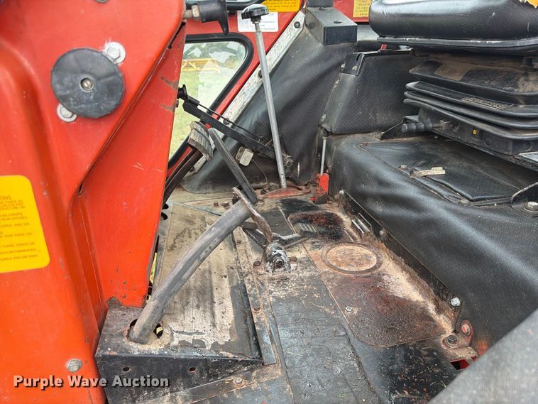 image for item EI7752 1989 Belarus 822 MFWD tractor